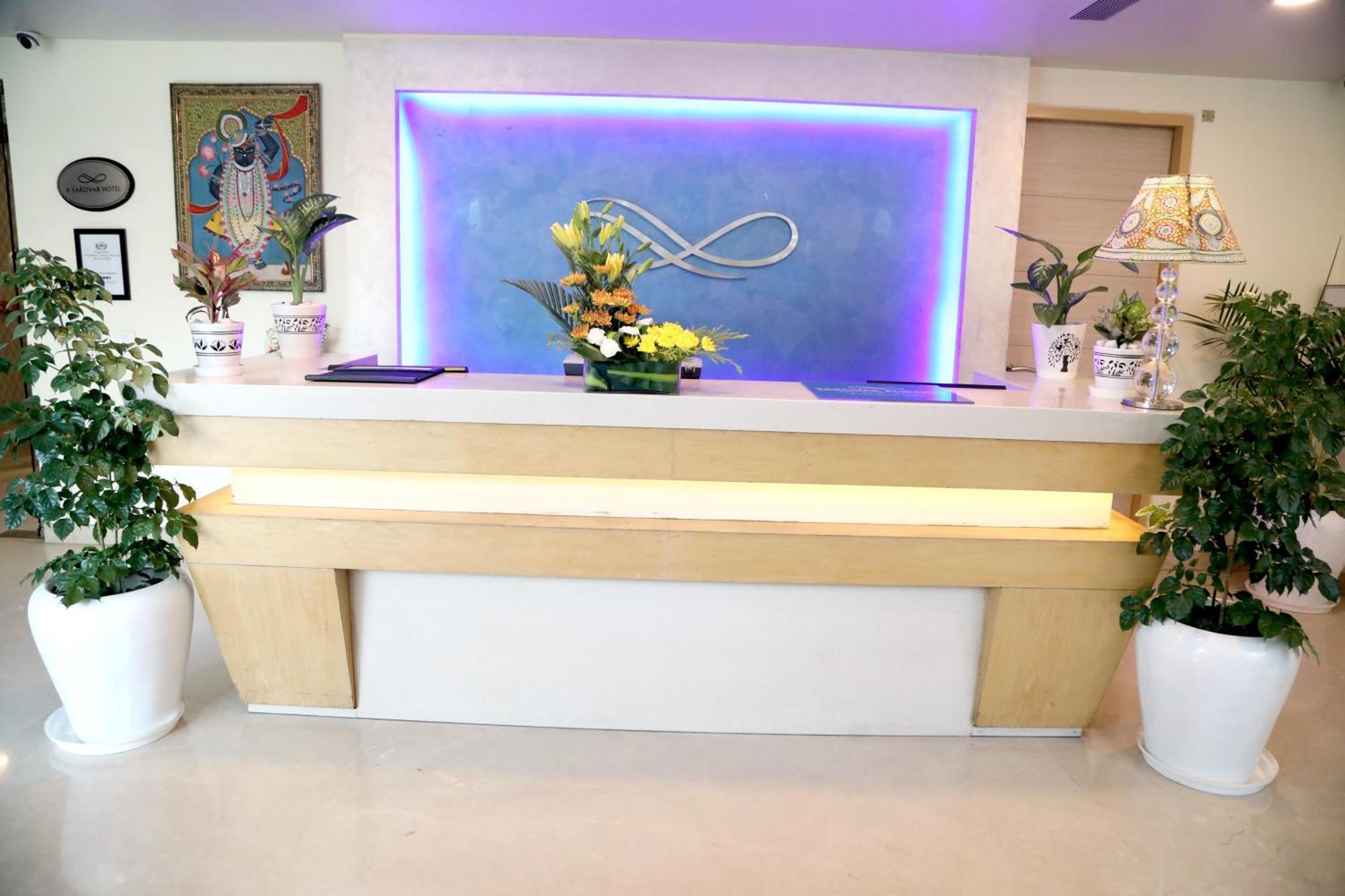 纳萨诺瓦波迪克纳莱纳酒店 新德里 外观 照片