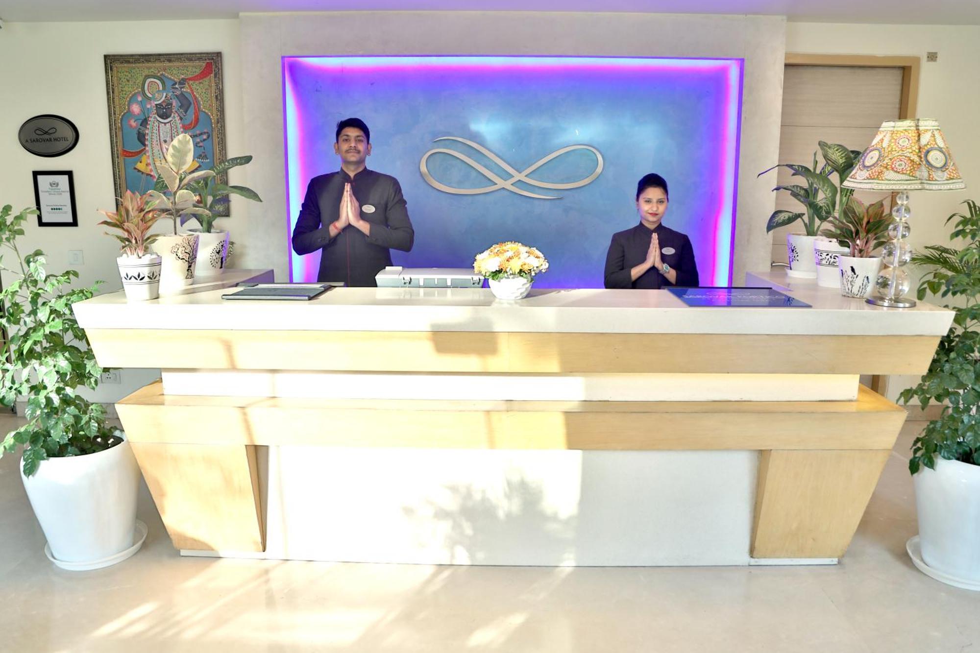 纳萨诺瓦波迪克纳莱纳酒店 新德里 外观 照片